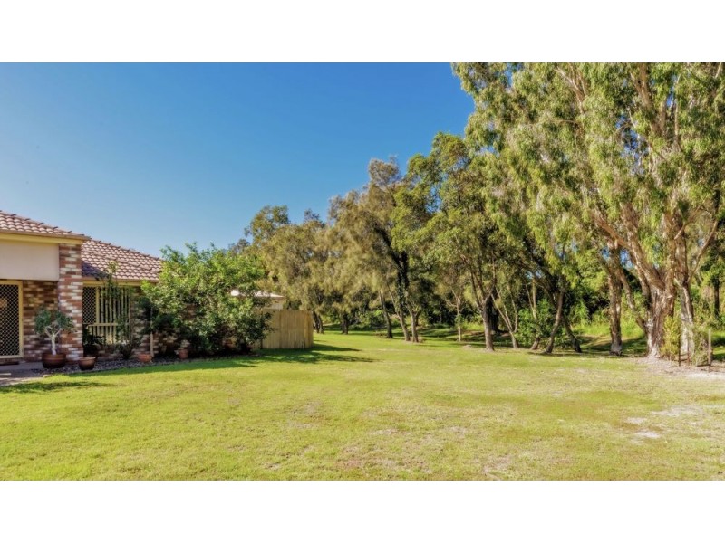 40 Gretel Drive, Beachmere QLD 4510