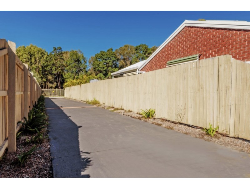 40 Gretel Drive, Beachmere QLD 4510