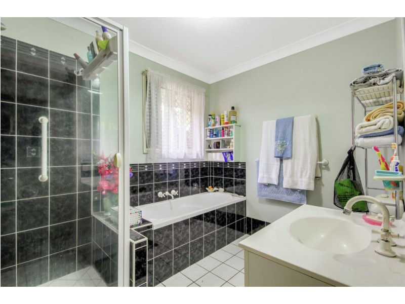 16 Teatree Court, Burpengary QLD 4505