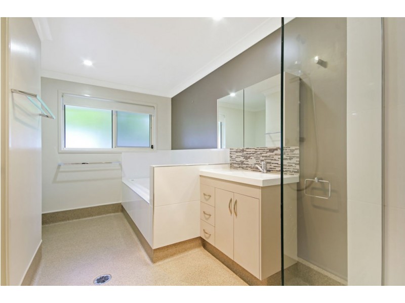 18 Michelle Street, Bellmere QLD 4510