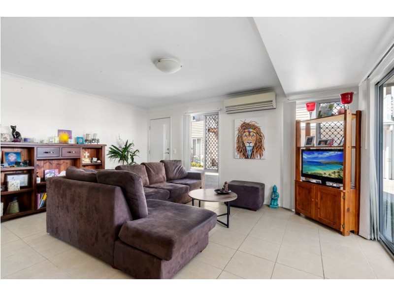 4/10 David Street, Burpengary QLD 4505