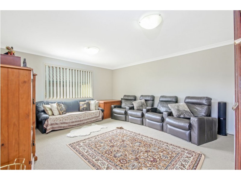 10 Henley Court, Bellmere QLD 4510