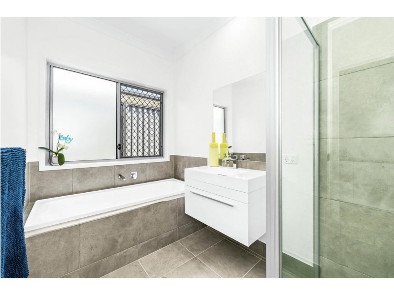 1 Monarch Avenue, Narangba QLD 4504
