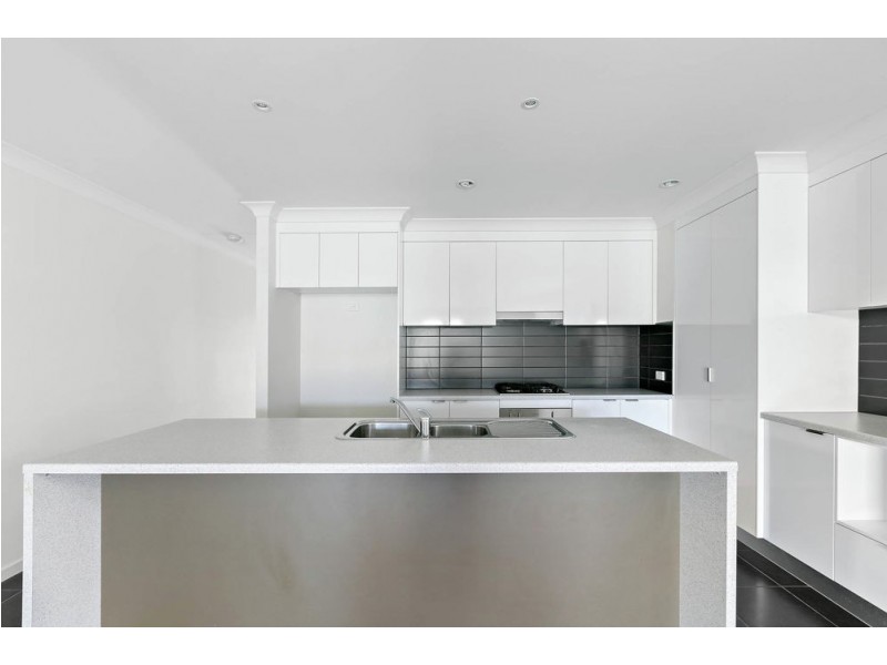 18 Central Green Drive, Narangba QLD 4504