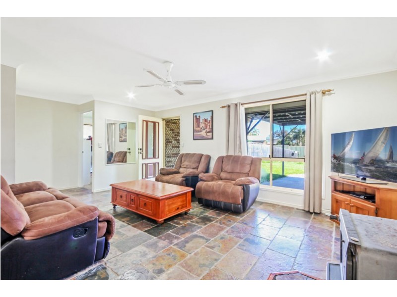 8 Waterlily Place, Caboolture South QLD 4510