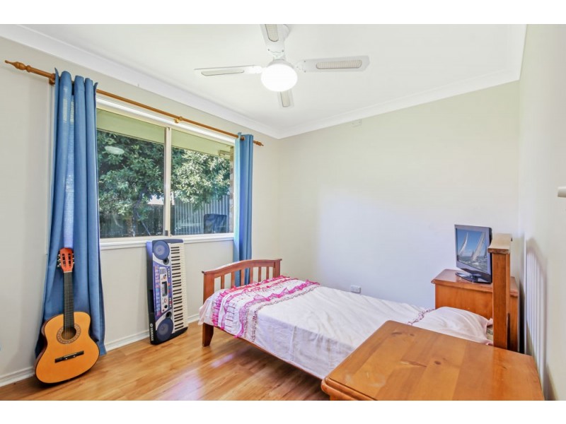 8 Waterlily Place, Caboolture South QLD 4510