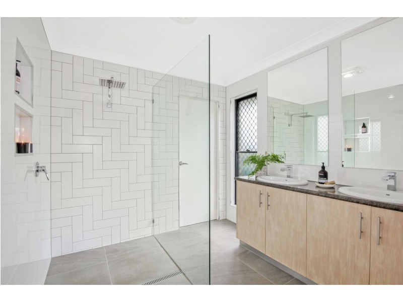 106 Macdonald Drive, Narangba QLD 4504