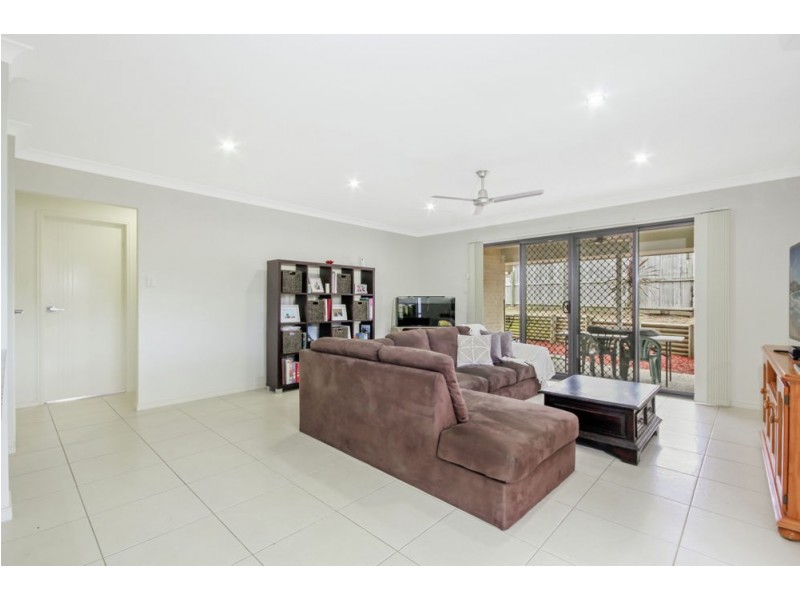 13 Thistle Street, Upper Caboolture QLD 4510