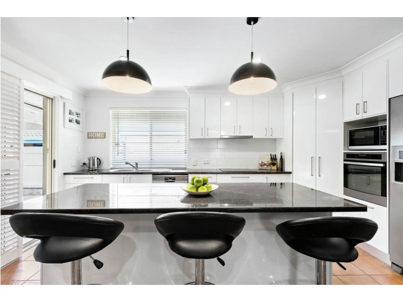 12 Hastings Street, Murrumba Downs QLD 4503