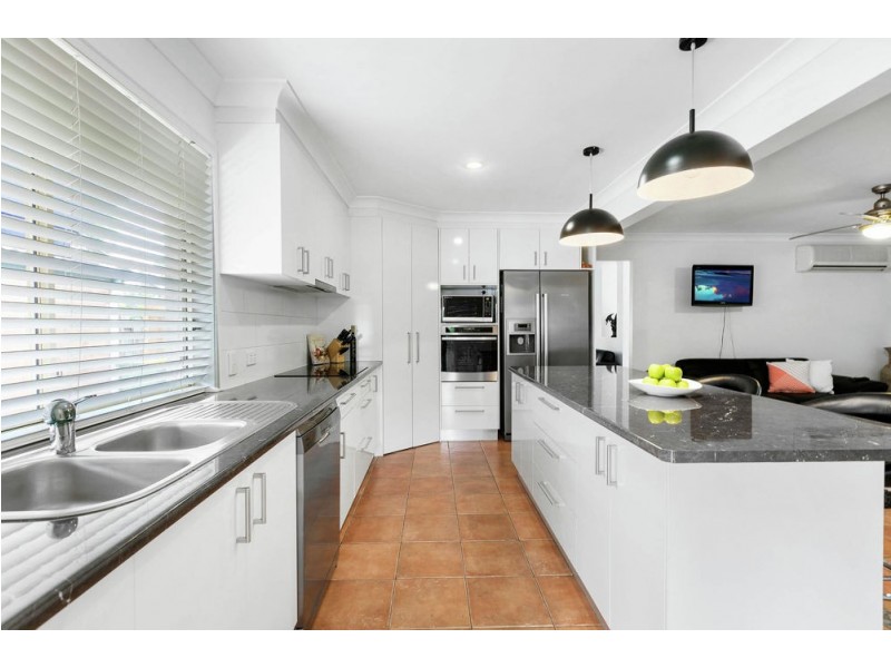 12 Hastings Street, Murrumba Downs QLD 4503