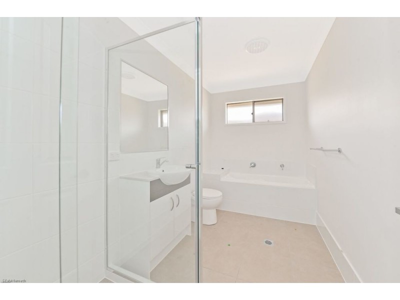 24 Whitehaven Street, Burpengary QLD 4505