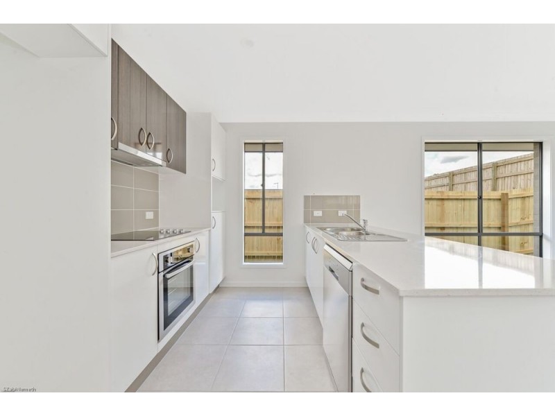 32 Whitehaven Street, Burpengary QLD 4505