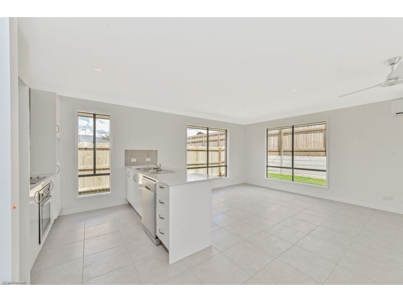 28 Whitehaven Street, Burpengary QLD 4505