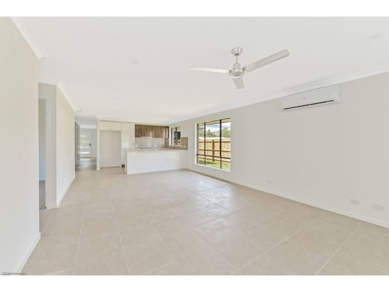 40 Whitehaven Street, Burpengary QLD 4505