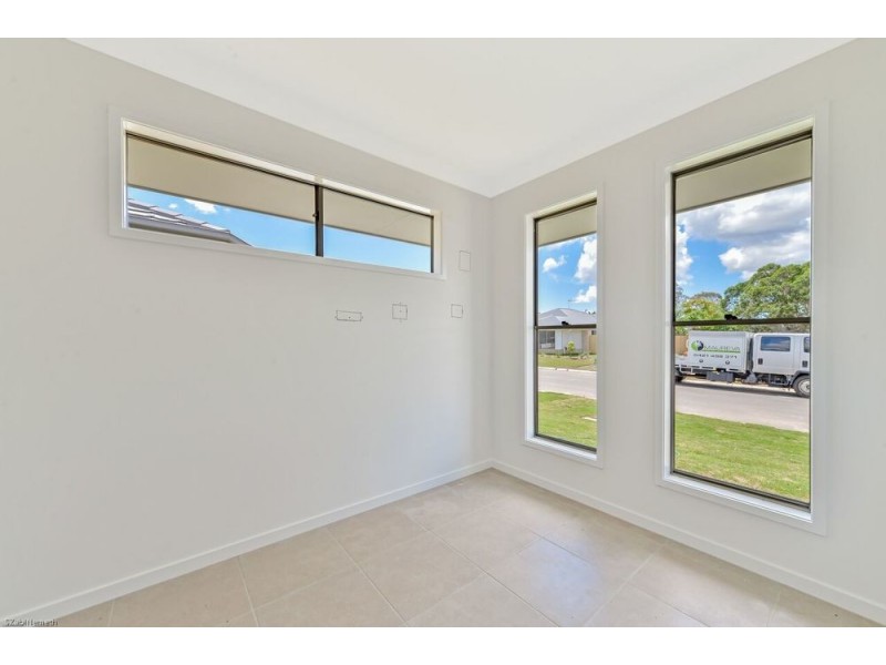 40 Whitehaven Street, Burpengary QLD 4505