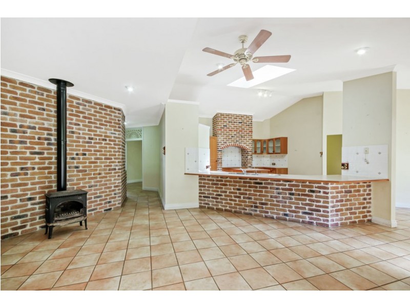 12 Oakey Fields Court, Burpengary QLD 4505