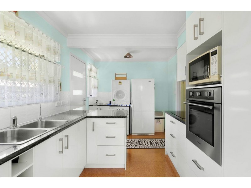 36 Rainbow Street, Deception Bay QLD 4508