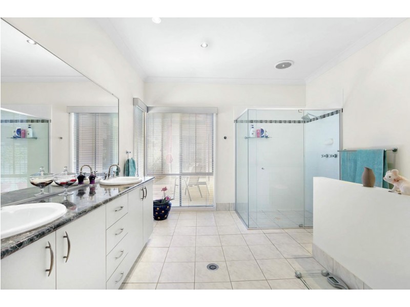 86 Marina Boulevard, Banksia Beach QLD 4507