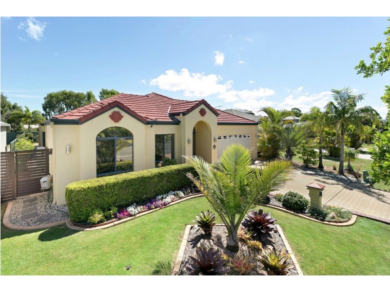 86 Marina Boulevard, Banksia Beach QLD 4507