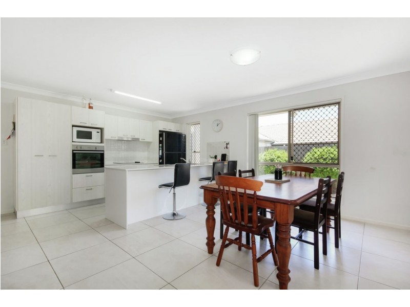 9 Nelson Court, Morayfield QLD 4506