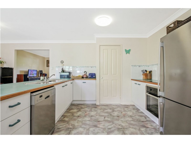 5 Regents Court, Upper Caboolture QLD 4510