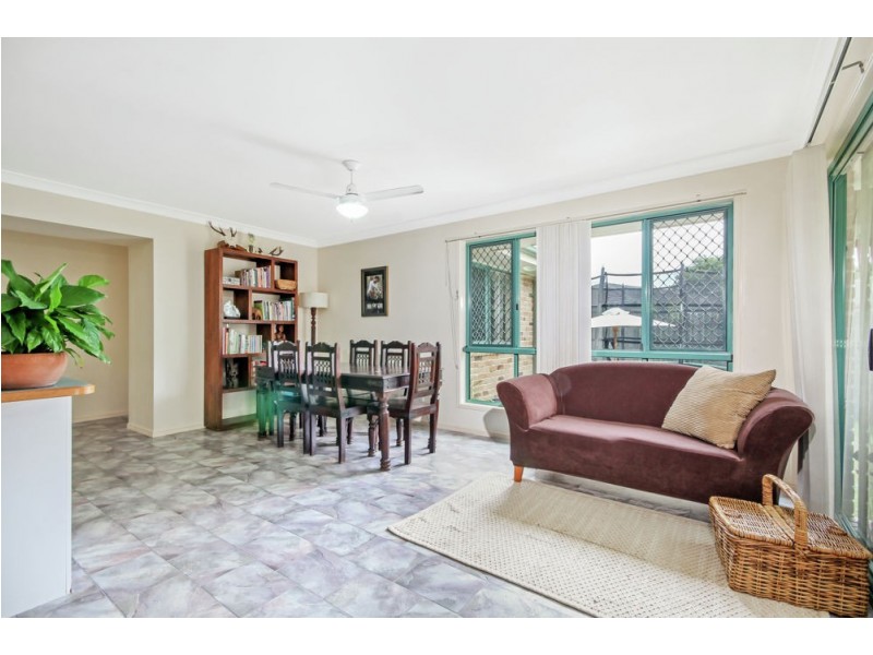 5 Regents Court, Upper Caboolture QLD 4510