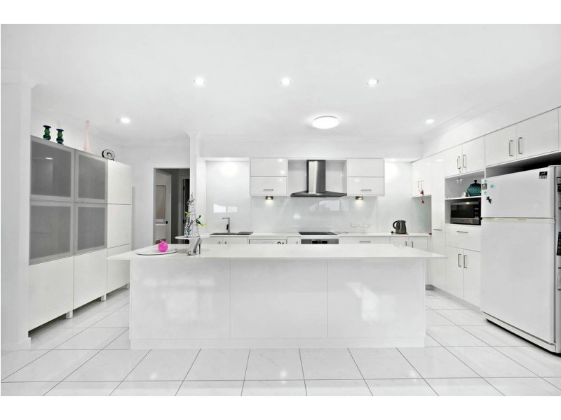 86 Grace Crescent, Narangba QLD 4504