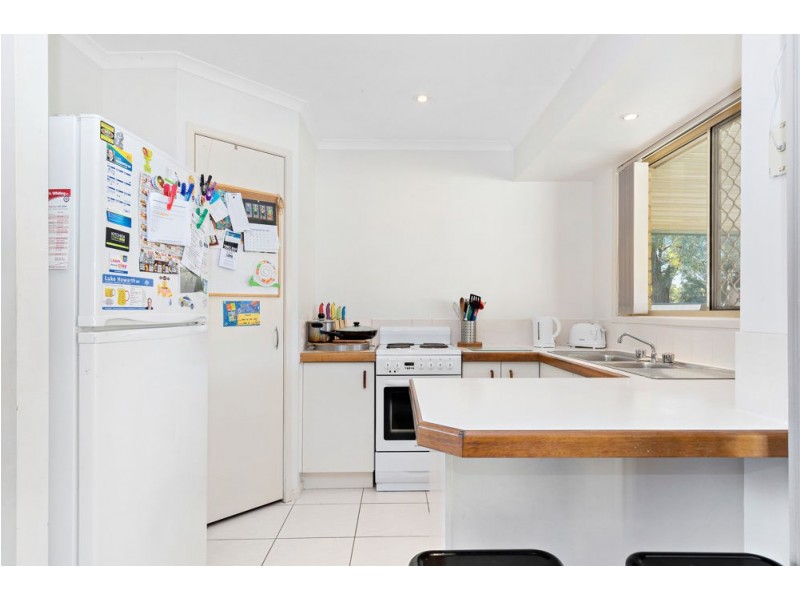 6 Hermans Court, Deception Bay QLD 4508