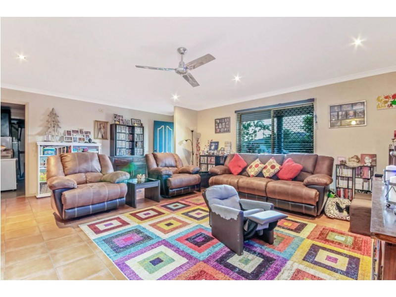 12 Glenn Street, Morayfield QLD 4506