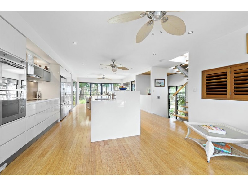54 White Patch Esplanade, White Patch QLD 4507