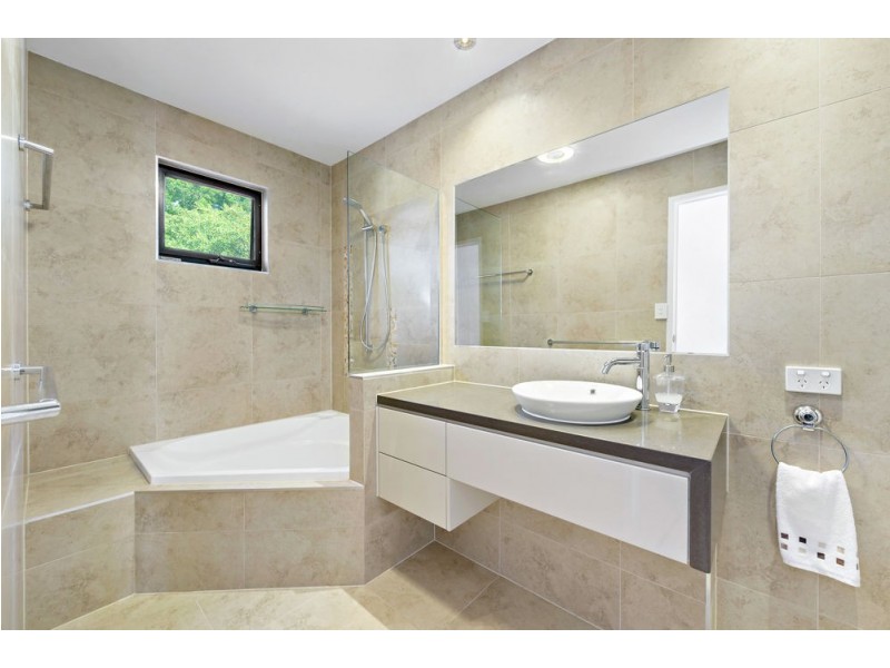 54 White Patch Esplanade, White Patch QLD 4507