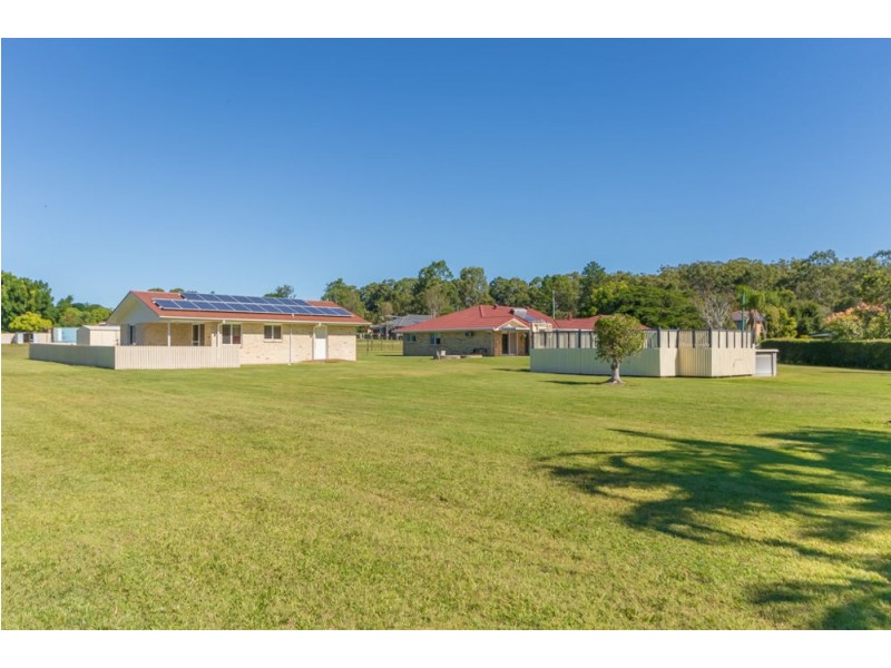 14 Lorikeet Court, Upper Caboolture QLD 4510