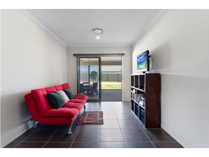 13-15 Ferraro Court, Ningi QLD 4511