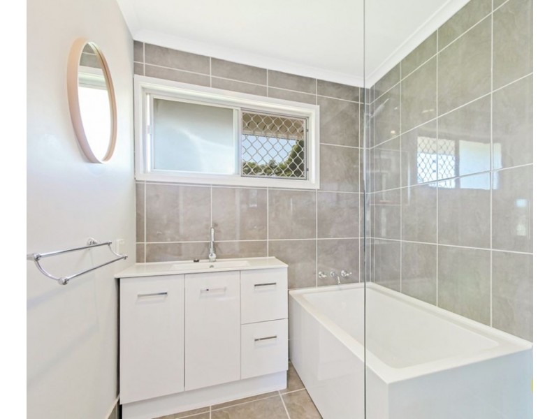 31 Thompson Street, Deception Bay QLD 4508