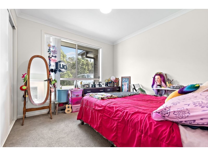 81 Sandstone Boulevard, Ningi QLD 4511