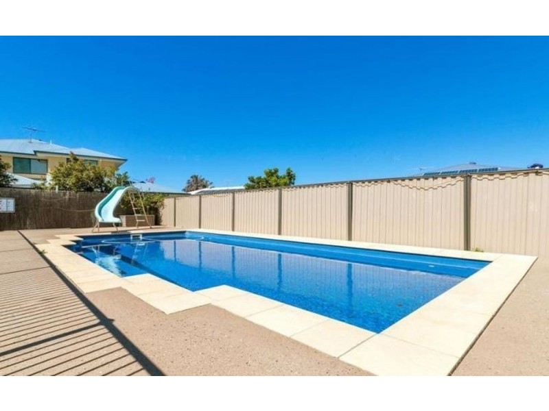 39 Raptor Parade, Banksia Beach QLD 4507