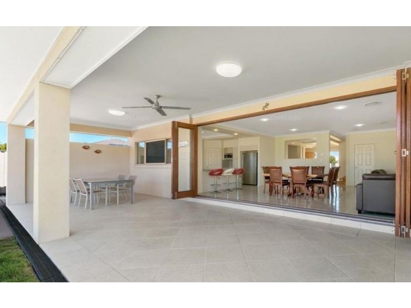 39 Raptor Parade, Banksia Beach QLD 4507