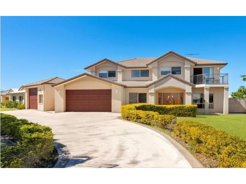 39 Raptor Parade, Banksia Beach QLD 4507