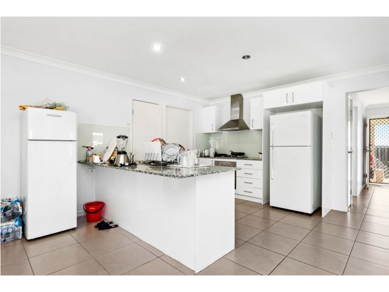 38 Bluejay Circuit, Morayfield QLD 4506