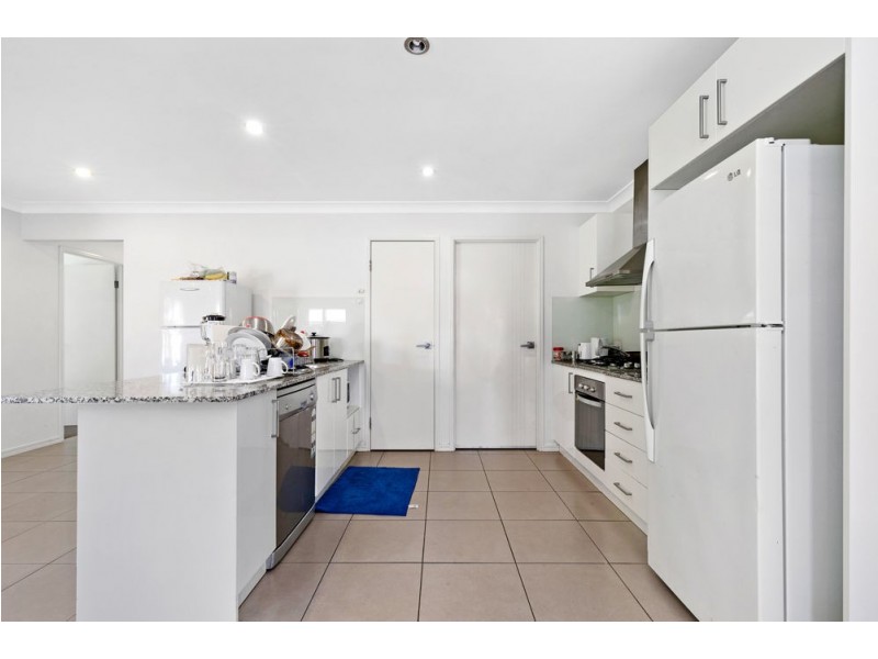 38 Bluejay Circuit, Morayfield QLD 4506