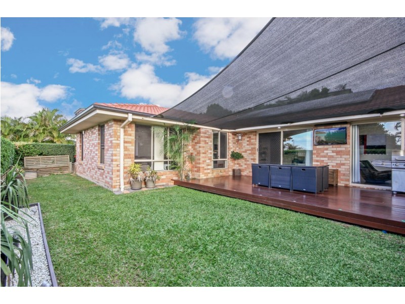 8 Matterhorn Drive, Narangba QLD 4504