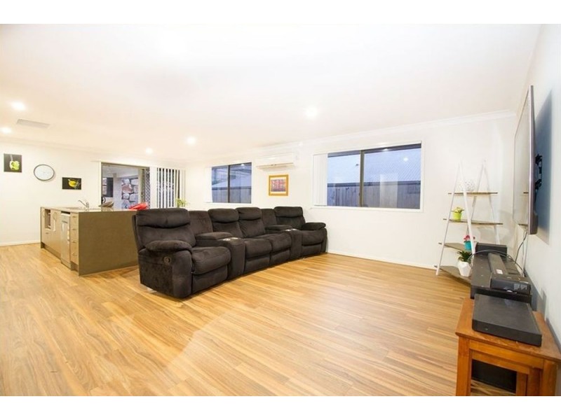 12 Scenery Crescent, Narangba QLD 4504