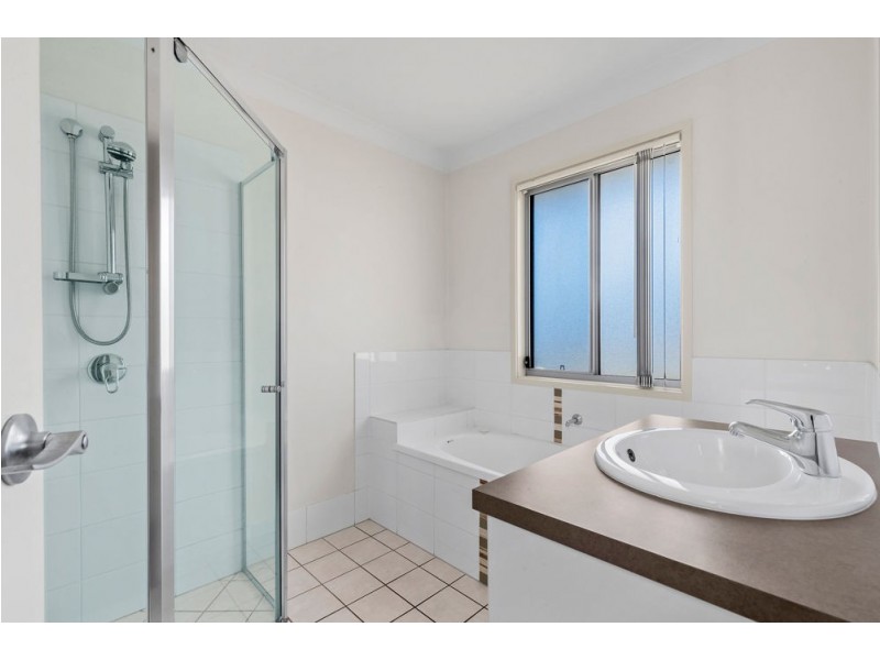 34 Soward Court, Morayfield QLD 4506