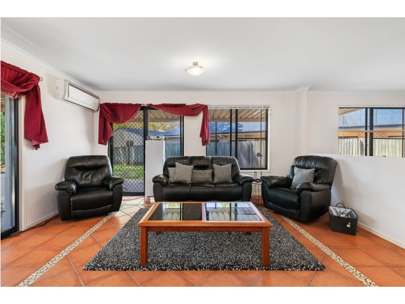 16 Woodforde Court, Morayfield QLD 4506
