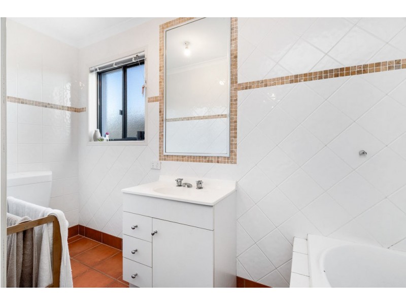 16 Woodforde Court, Morayfield QLD 4506