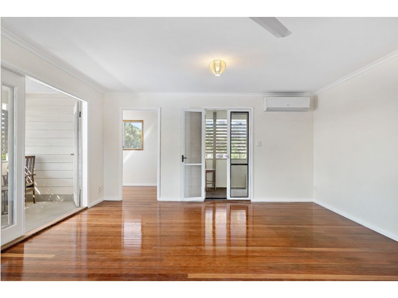 14 James Road, Beachmere QLD 4510