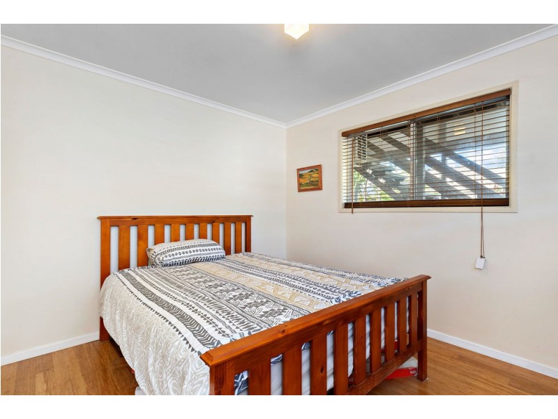 14 James Road, Beachmere QLD 4510