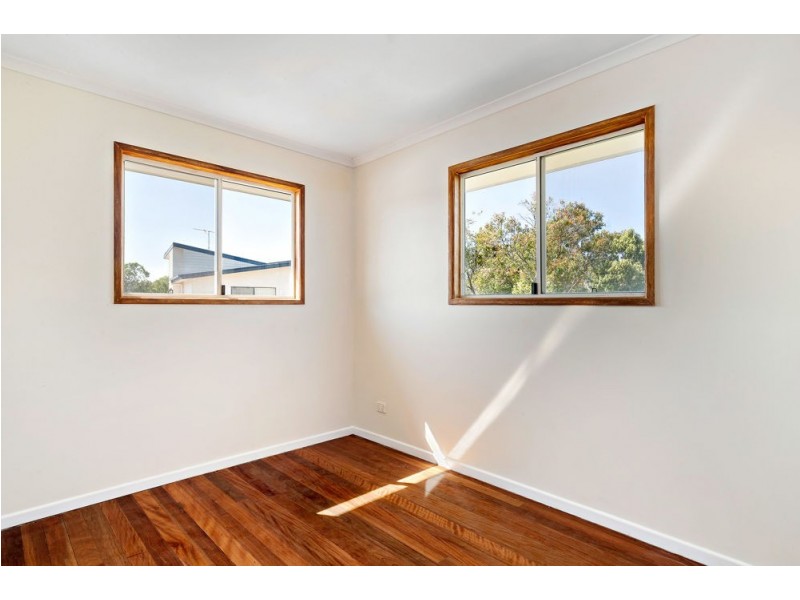 14 James Road, Beachmere QLD 4510