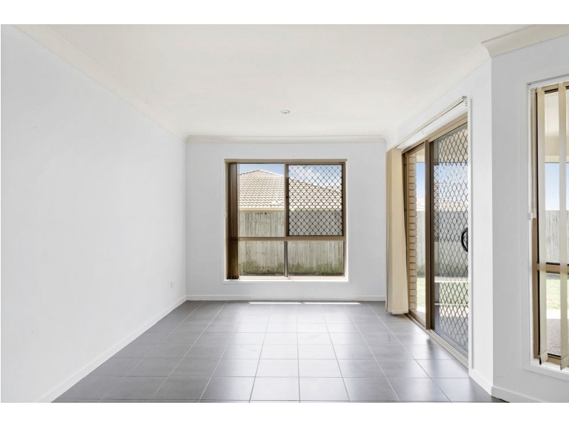 4 Barron Street, Morayfield QLD 4506