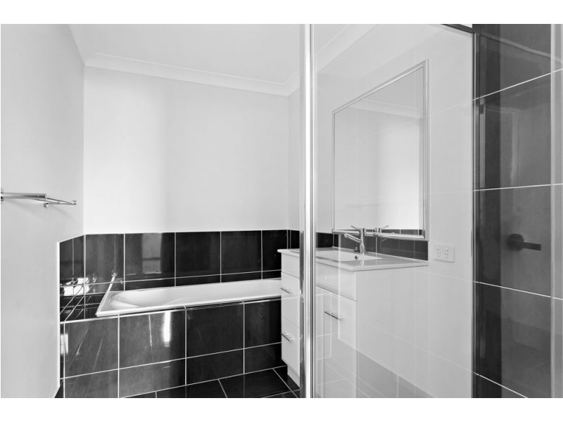 12 Cronin Street, Morayfield QLD 4506